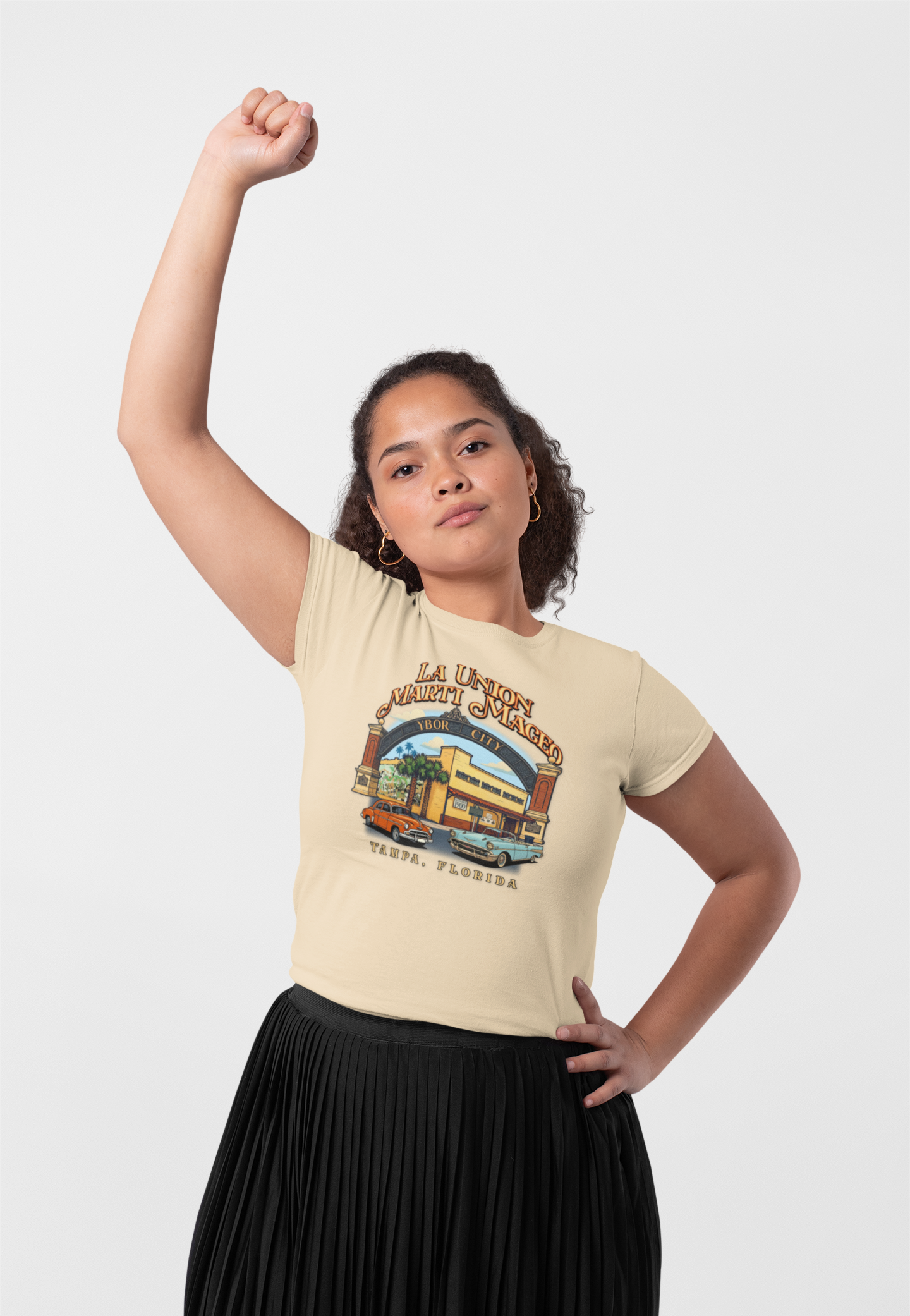 Camiseta con la obra de arte de La Unión Martí Maceo de YerbaWare