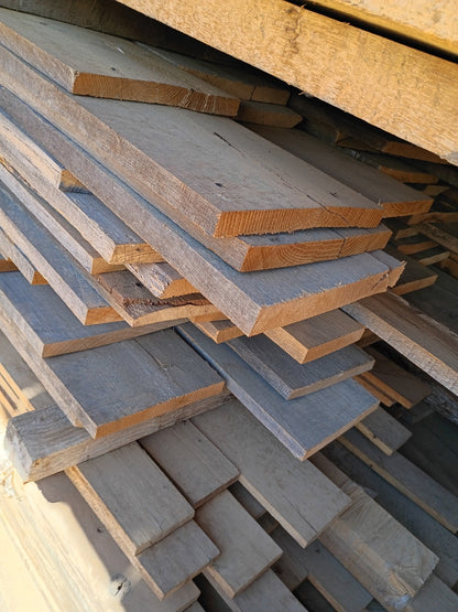Grayed oak reclaimed lumber weathered patina